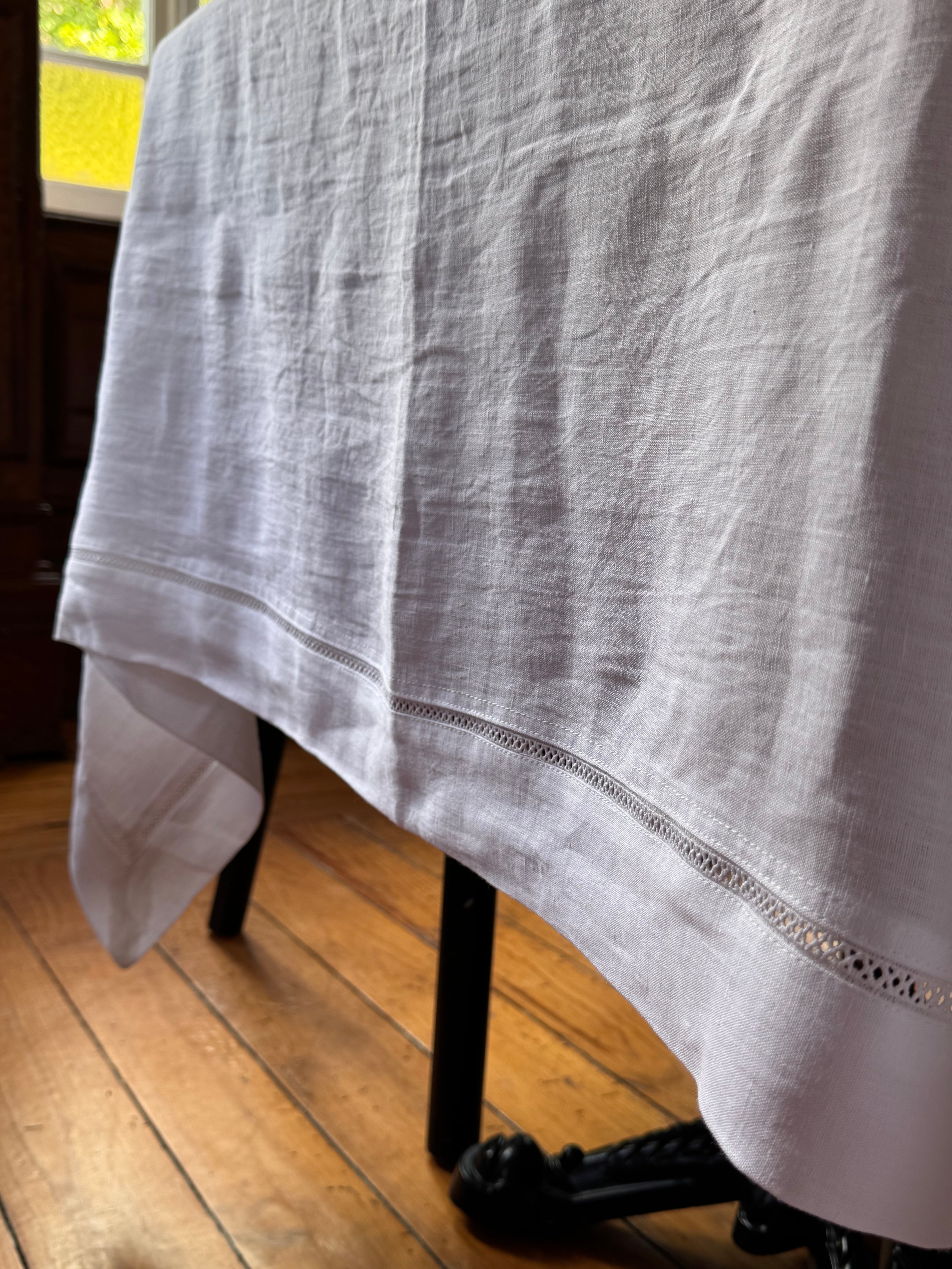 Linen tablecloth with hemstitch white