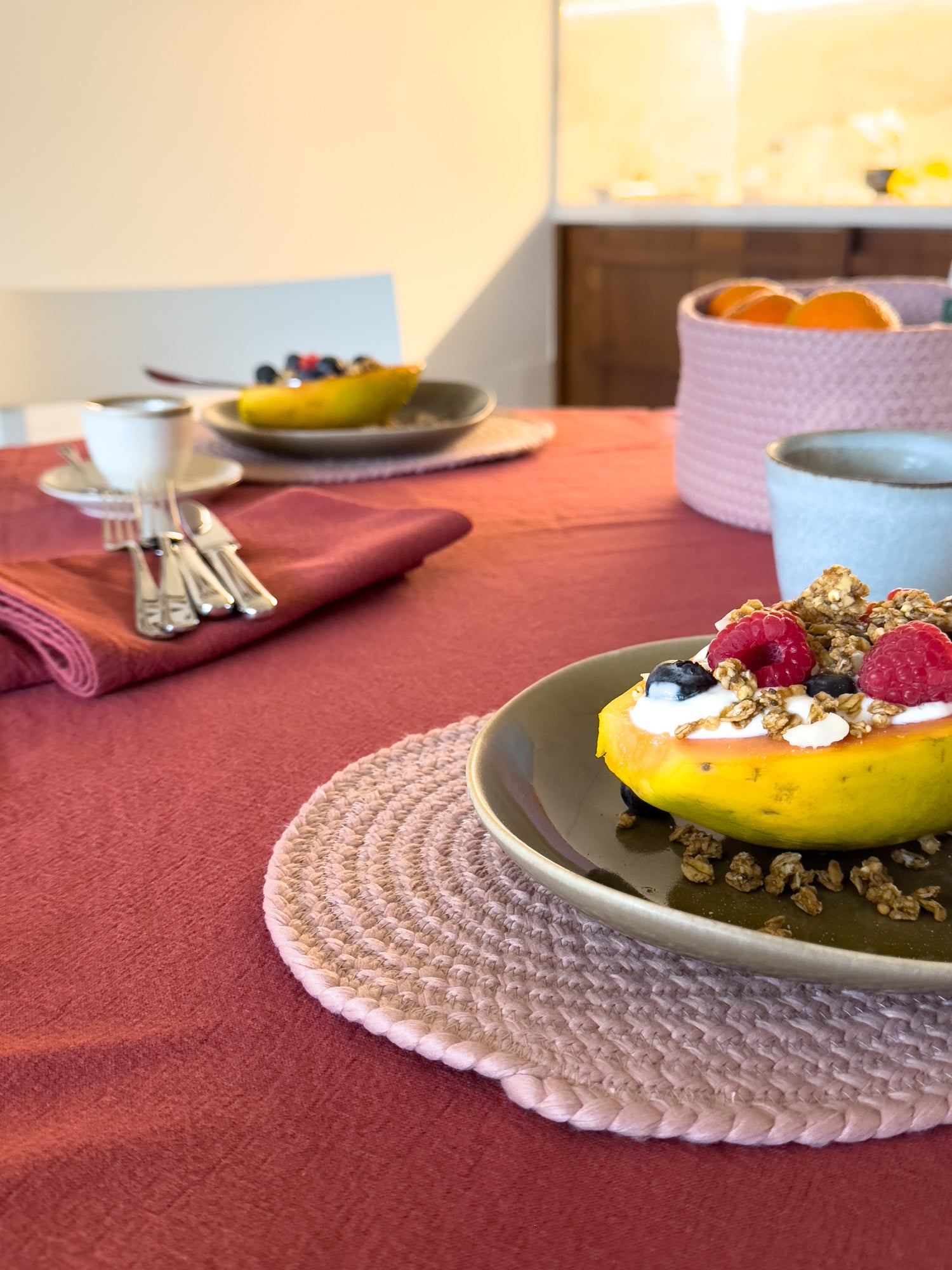 ISLAND AROMAS table collection