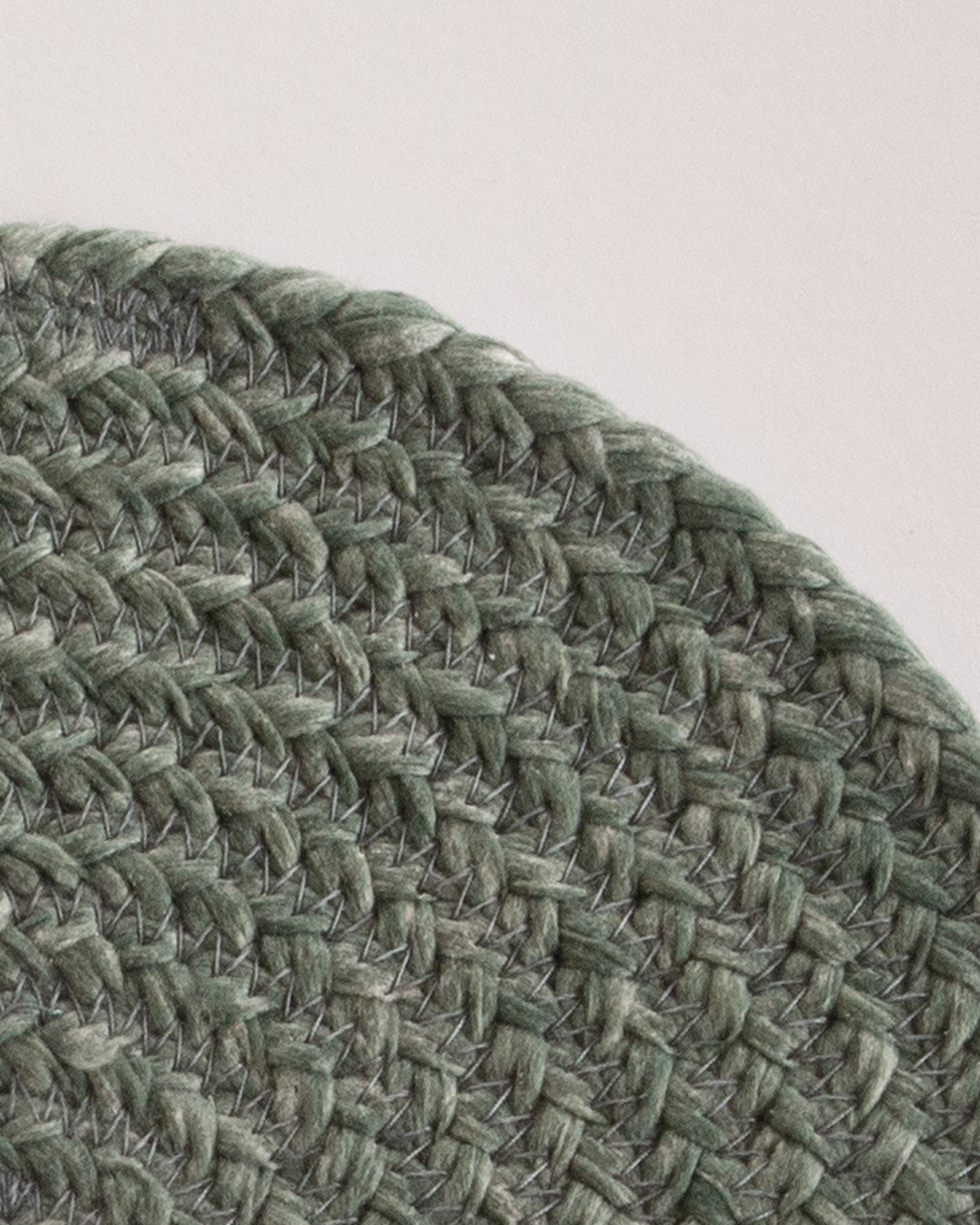 Placemat - round, braided, upcycled