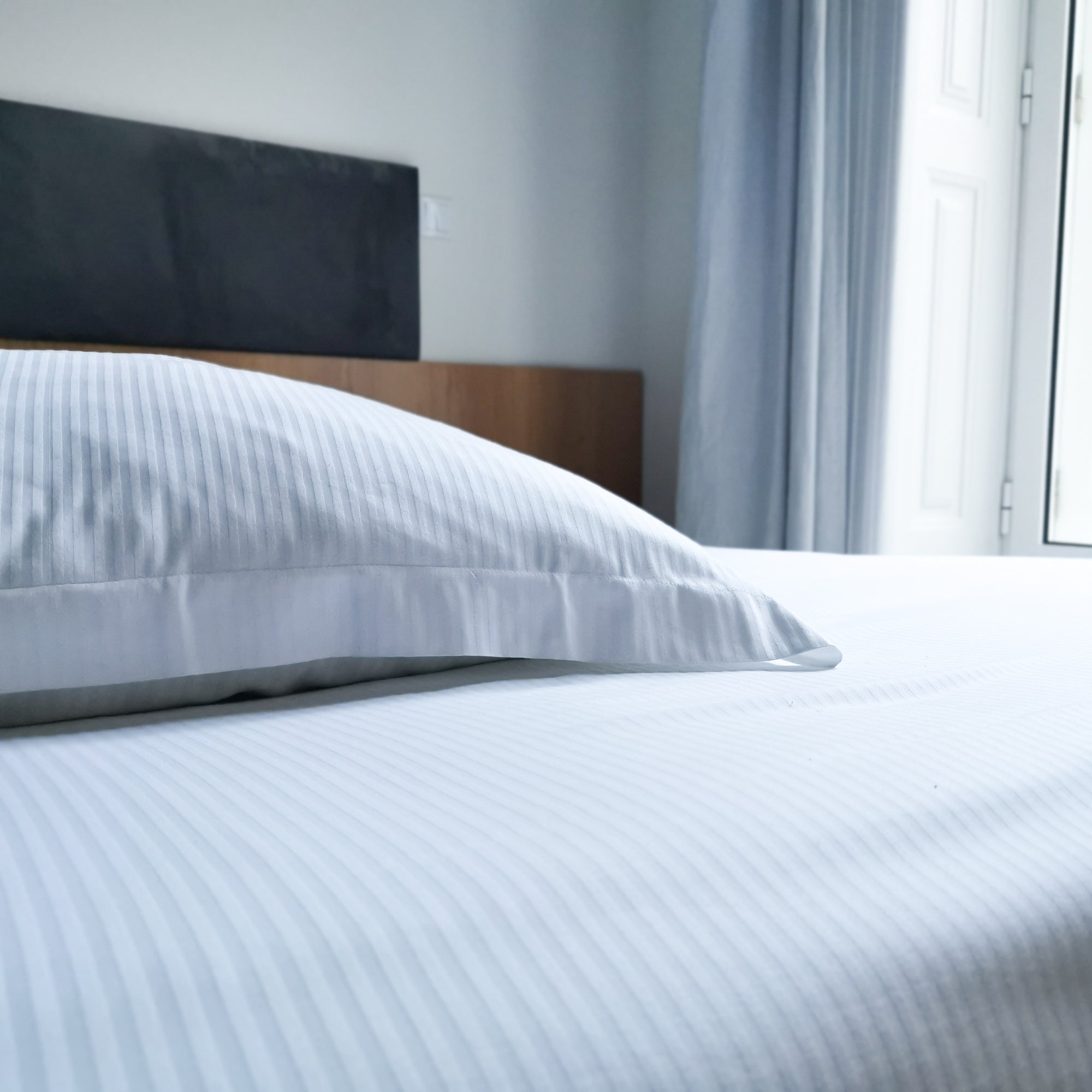 HOTEL TIRAS bed linen collection