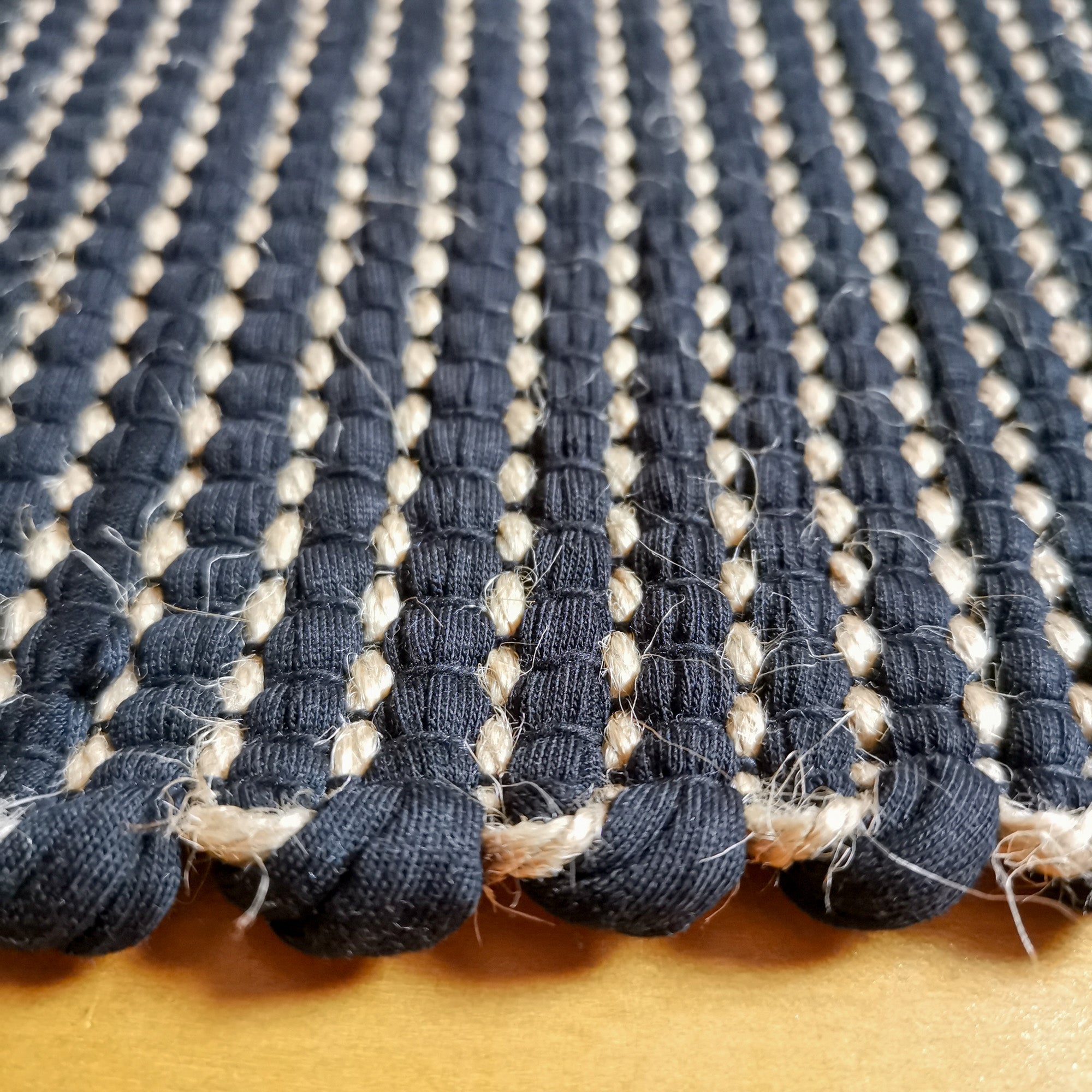 Rug DARQUE