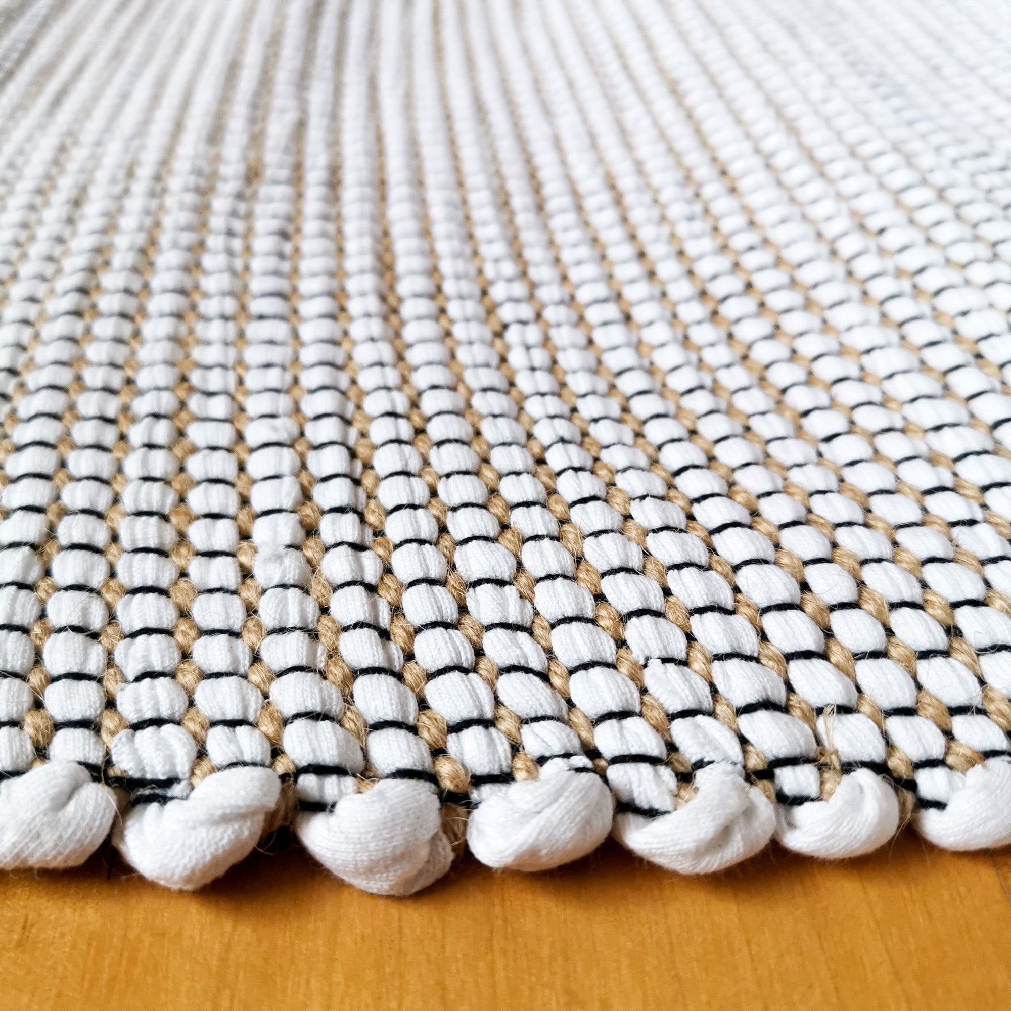 Rug DARQUE