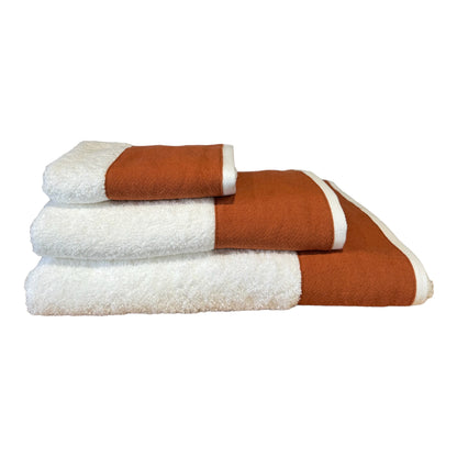 Towel with wide soft linen border