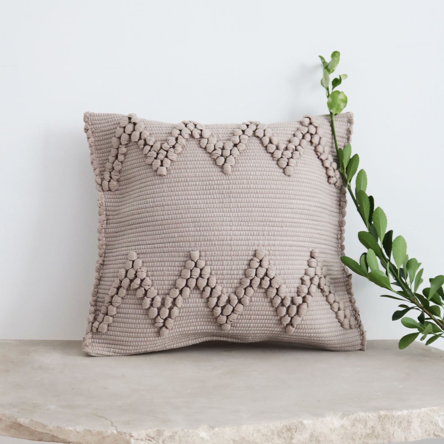 Decorative cushion OUTEIRO-ZACK with filling - 40x40cm, camel2