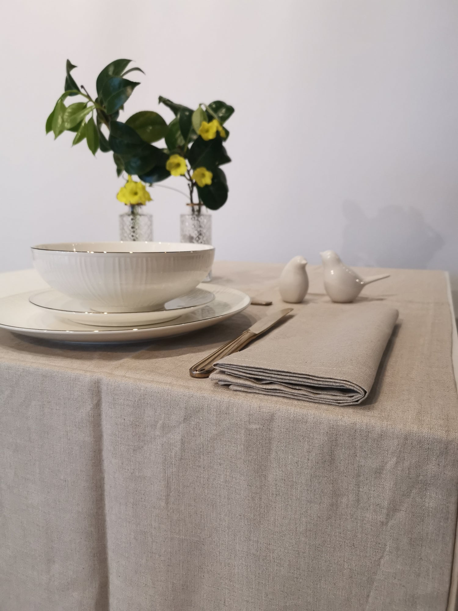 Linen tablecloth natural