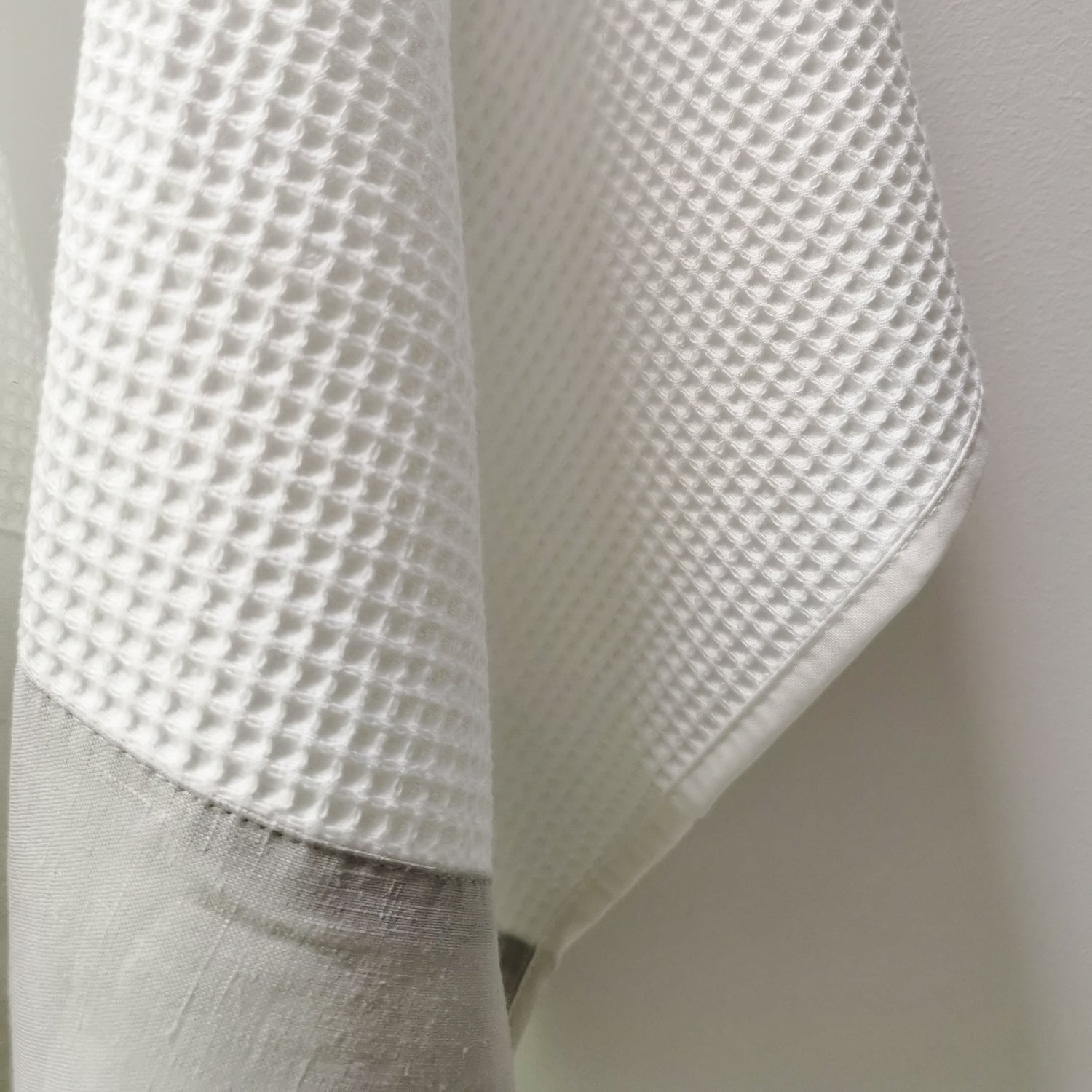 Geschirrtuch Waffelpique mit Leinenborte